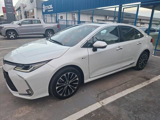 TOYOTA COROLLA 1.8 VVT-I HYBRID FLEX ALTIS PREMIUM CVT TOYOTA COROLLA 1.8 VVT-I HYBRID FLEX ALTIS PREMIUM CVT